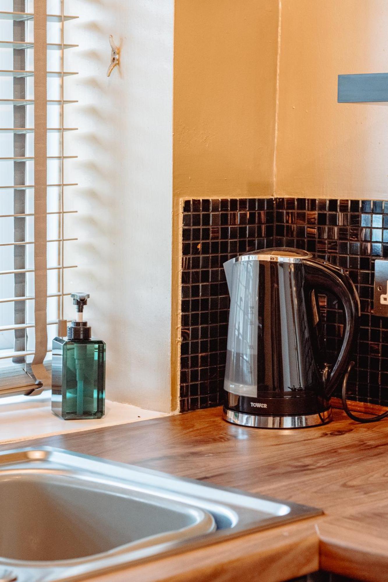 Spacious Flat With Free Parking Appartement Harrogate Buitenkant foto