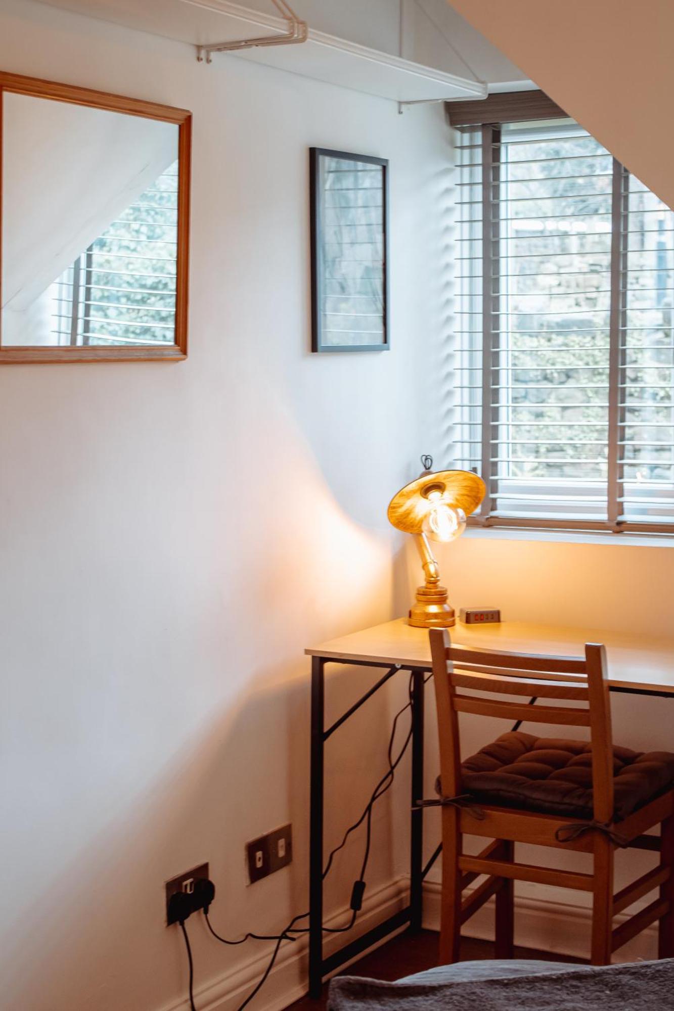 Spacious Flat With Free Parking Appartement Harrogate Buitenkant foto