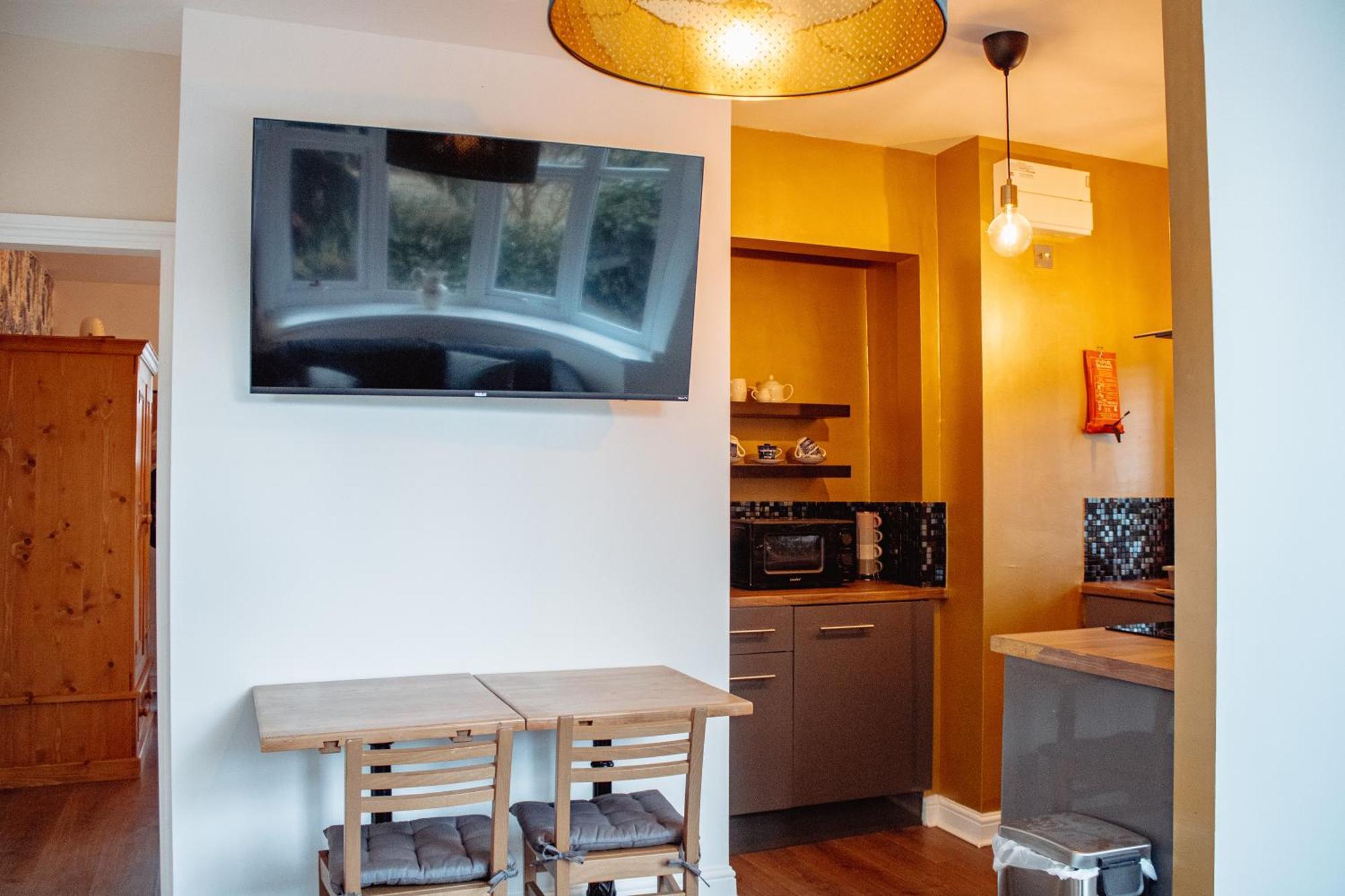 Spacious Flat With Free Parking Appartement Harrogate Buitenkant foto